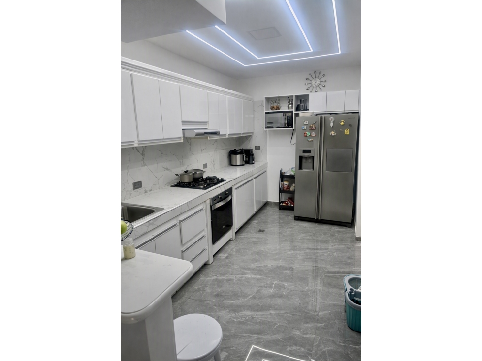 Venta Casa Condominio en El Caney, Sur de Cali 4170.