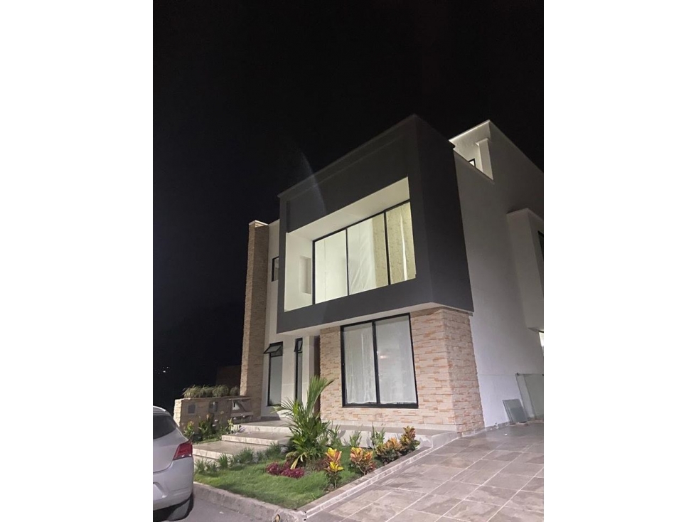 Venta Casa Condominio en Las Mercedes, Jamundí 289.