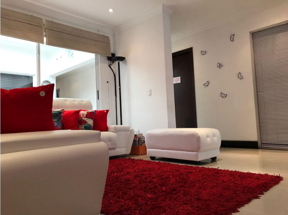 Venta Casa Multifamiliar en Pampa linda, Sur de Cali 1366. — foto 2