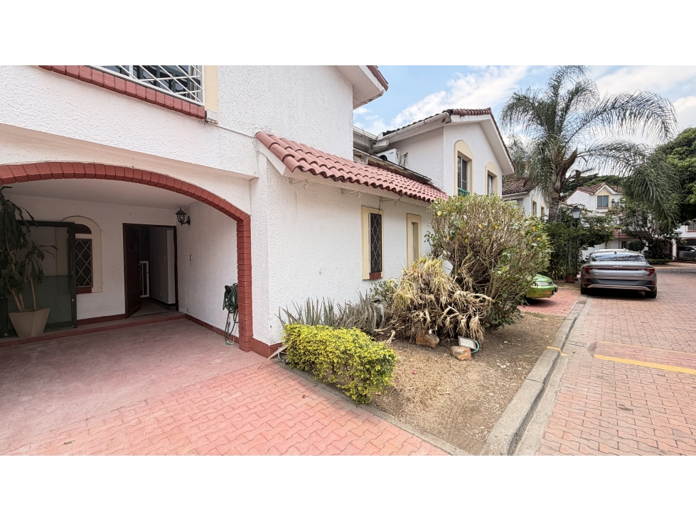 Venta Casa Condominio en Ciudad Jardín, Sur de Cali 4167.
