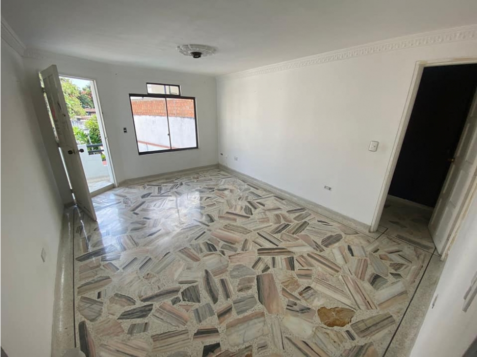 Venta Casa Condominio en Ciudad Jardín, Sur de Cali 4024. — foto 2