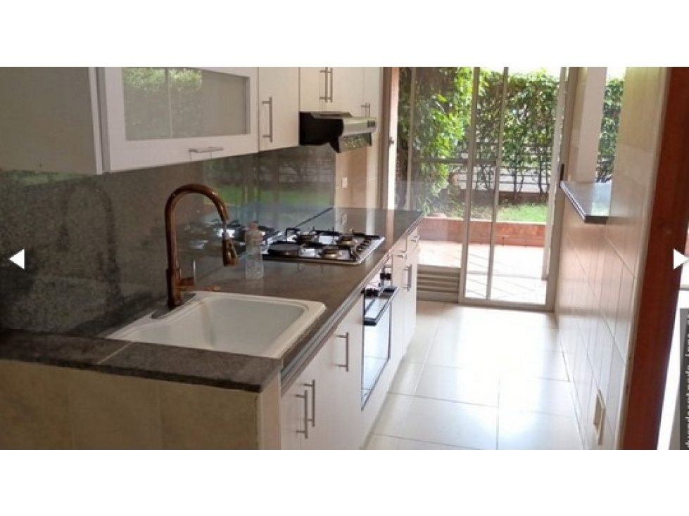 Venta Apartamento en Menga, Norte de Cali 3330.