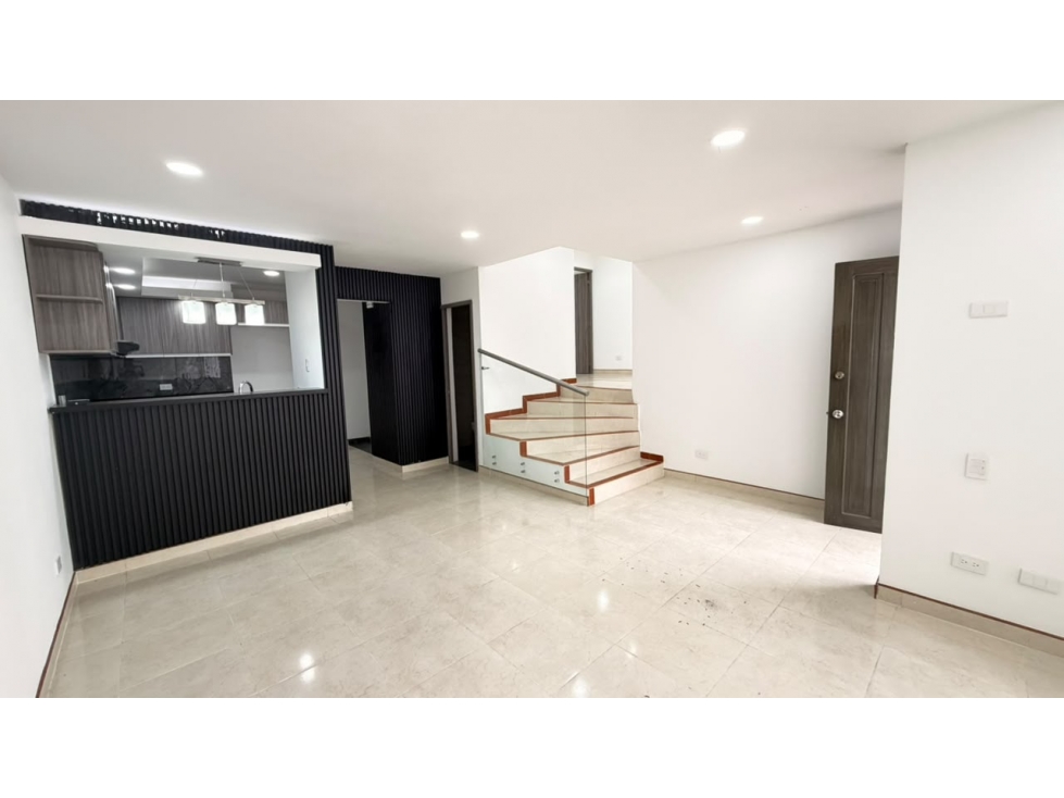 Venta Casa en Condominio Chipichape, Norte de Cali 3485.