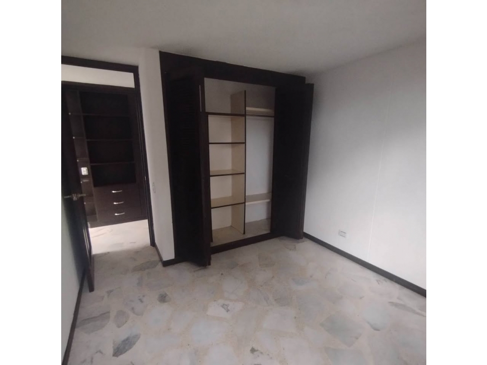 Venta Apartamento en La Hacienda, Sur de Cali 4049. — foto 6