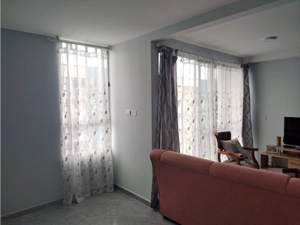 Venta Apartamento en Brisas de los Álamos, Norte de Cali 1260. — foto 2