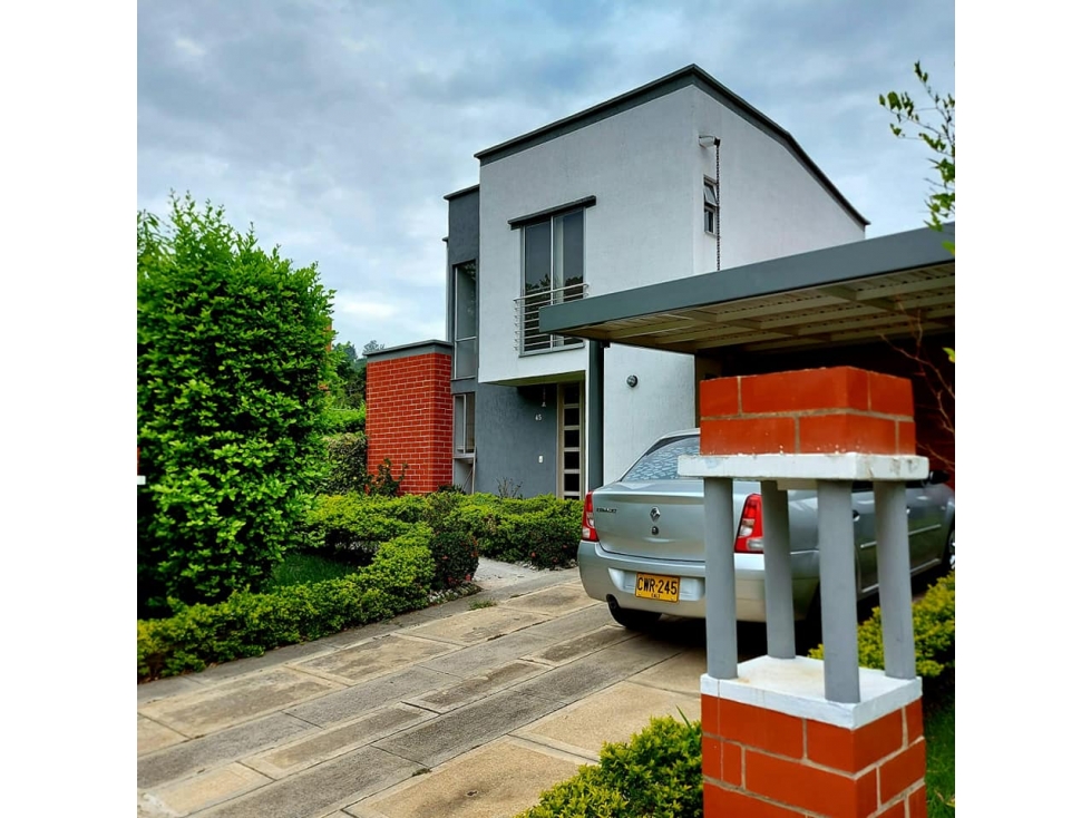 Venta Casa Condominio en Las Mercedes, Jamundí 3130.