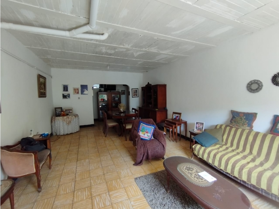 Venta Casa en Bellavista, Oeste de Cali 2140.