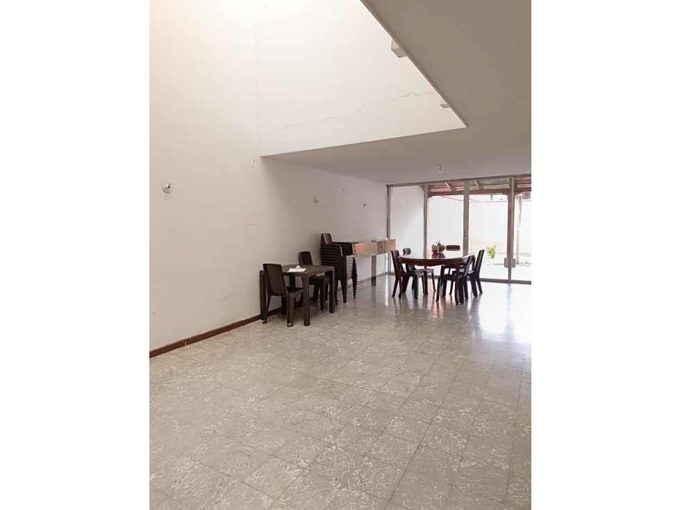 Venta Casa en San Fernando Nuevo, Sur de Cali 1482. — foto 2