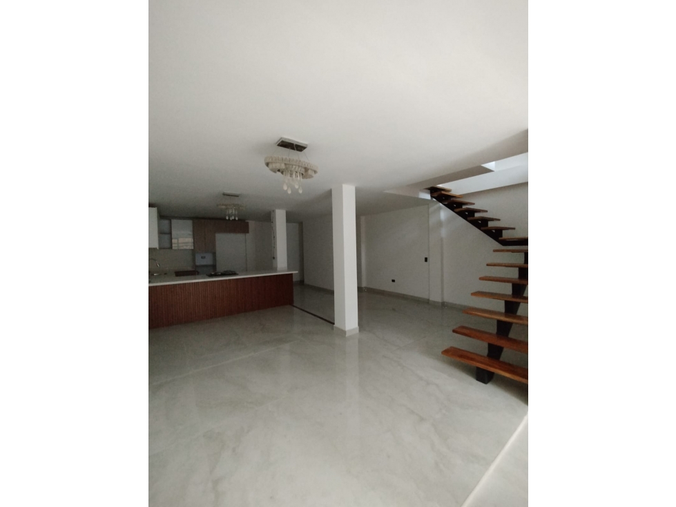 Venta Casa en Ciudad 2000, Sur de Cali 2333.