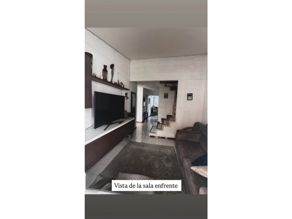Venta Casa en Ciudad 2000, Sur de Cali 3636.