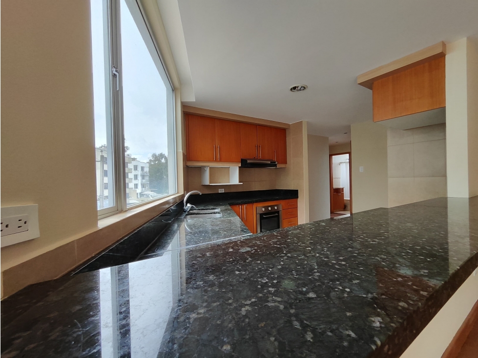DEPARTAMENTO DE 3 HABITACIONES+ TERRAZA URB. JARDINES DEL BATAN AN — foto 5