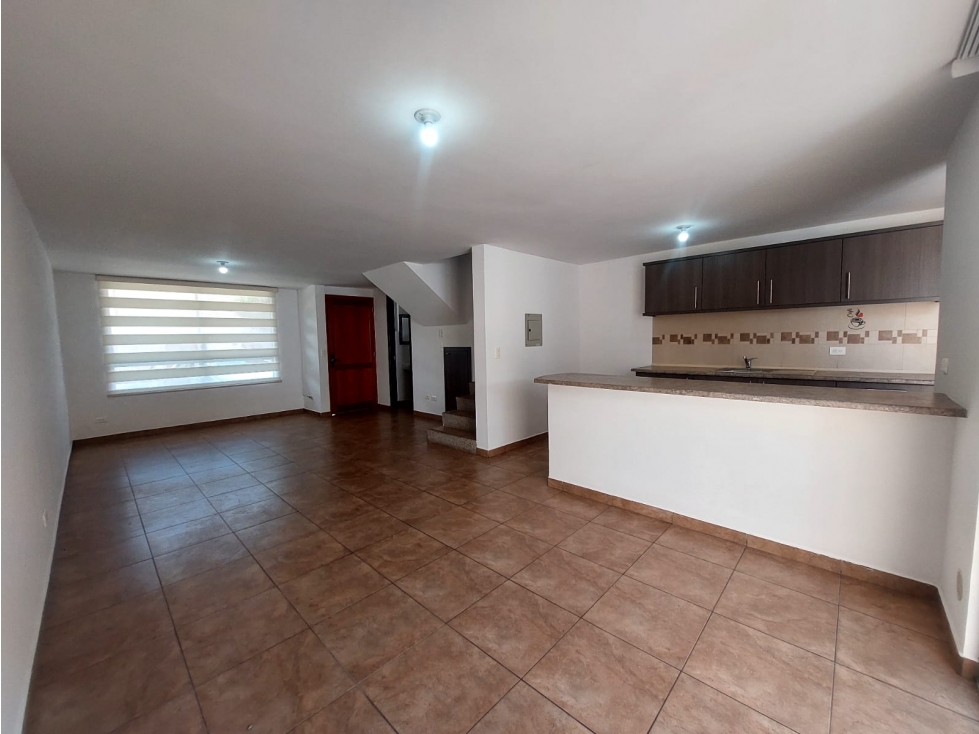 VENTA CASA EN CONJUNTO -POMASQUI — foto 4