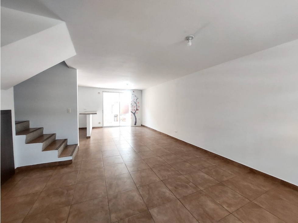VENTA CASA EN CONJUNTO -POMASQUI — foto 3