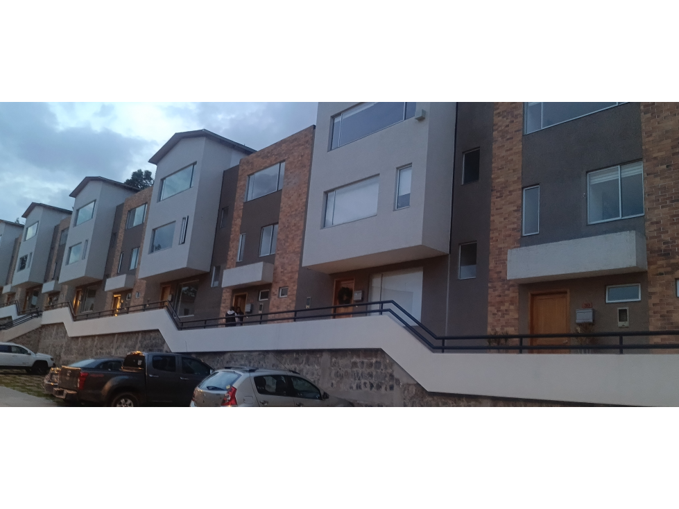Venta de Casa con amplias áreas verdes en los Chillos /SILPER