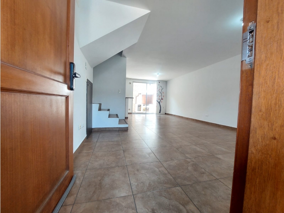 VENTA CASA EN CONJUNTO -POMASQUI — foto 2