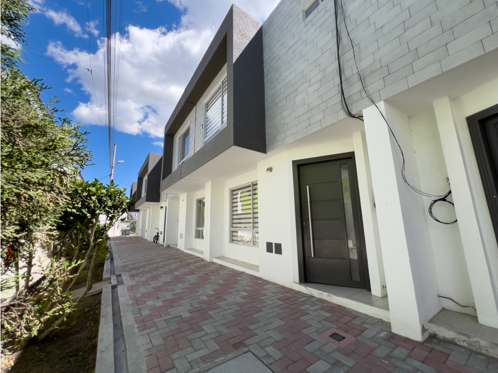 Casa en San Antonio de Pichincha Entrega Inmediata | Crédito Vip AN - 2