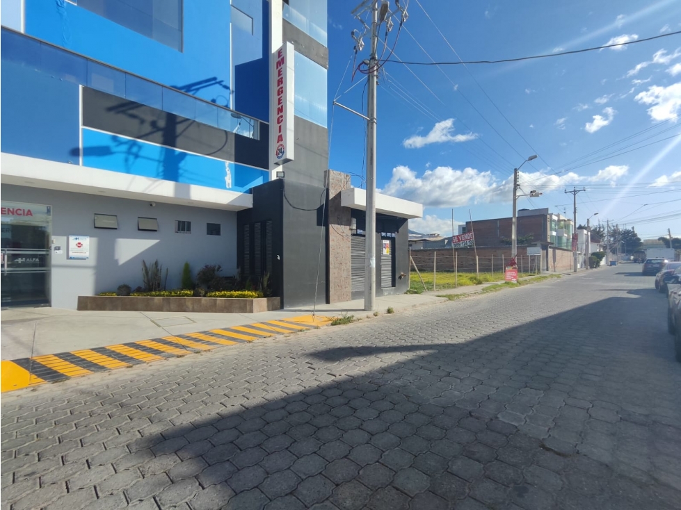 TERRENO EN VENTA EN ZONA MEDICA IBARRA AN - 4