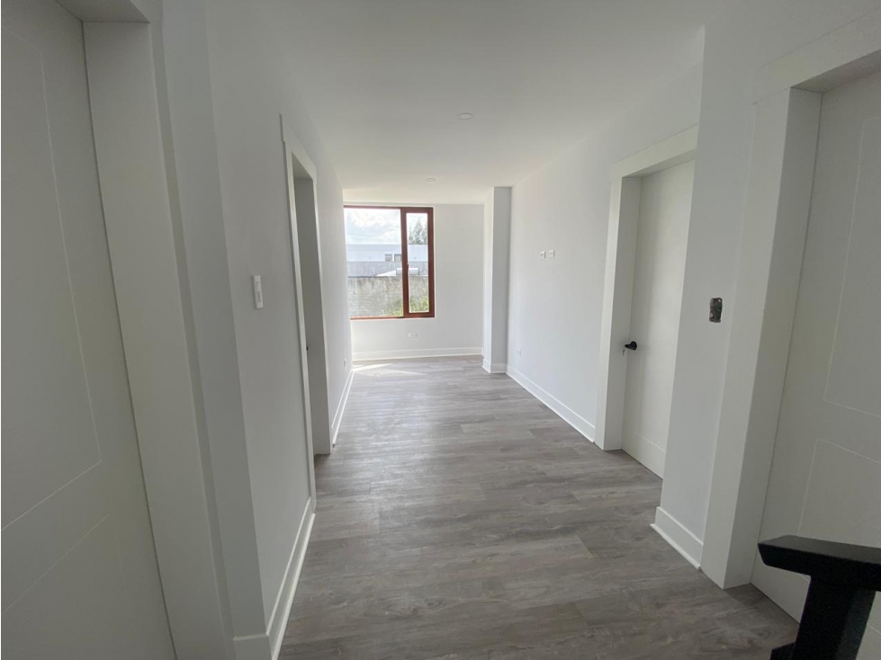 Venta Casa Por Estrenar San Patricio Cumbayá (PC) - 2