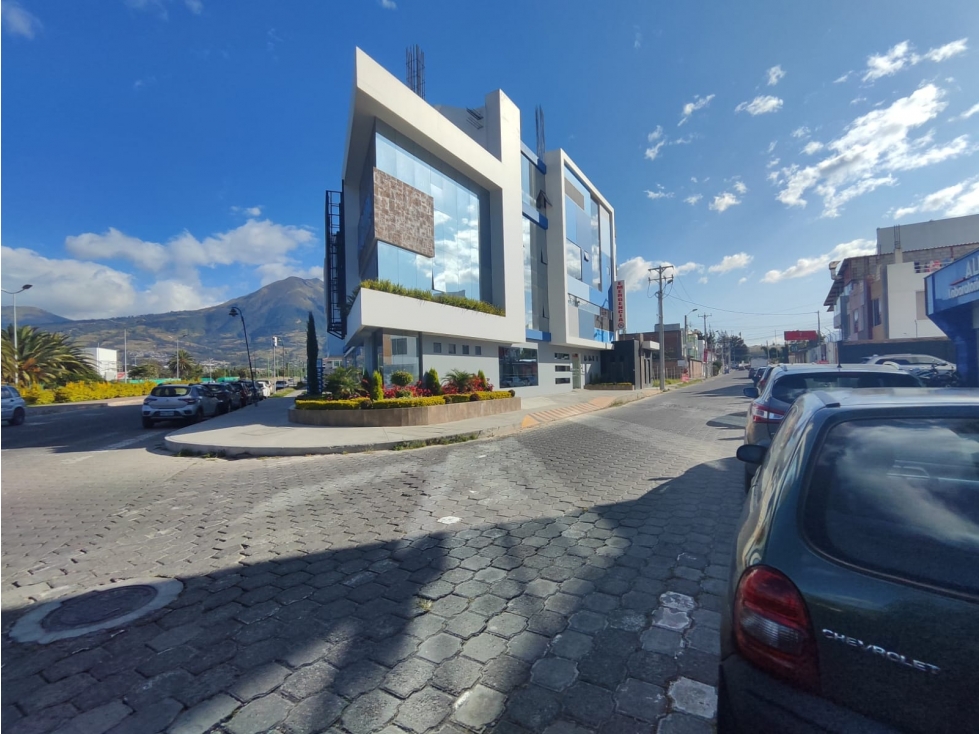TERRENO EN VENTA EN ZONA MEDICA IBARRA AN - 5