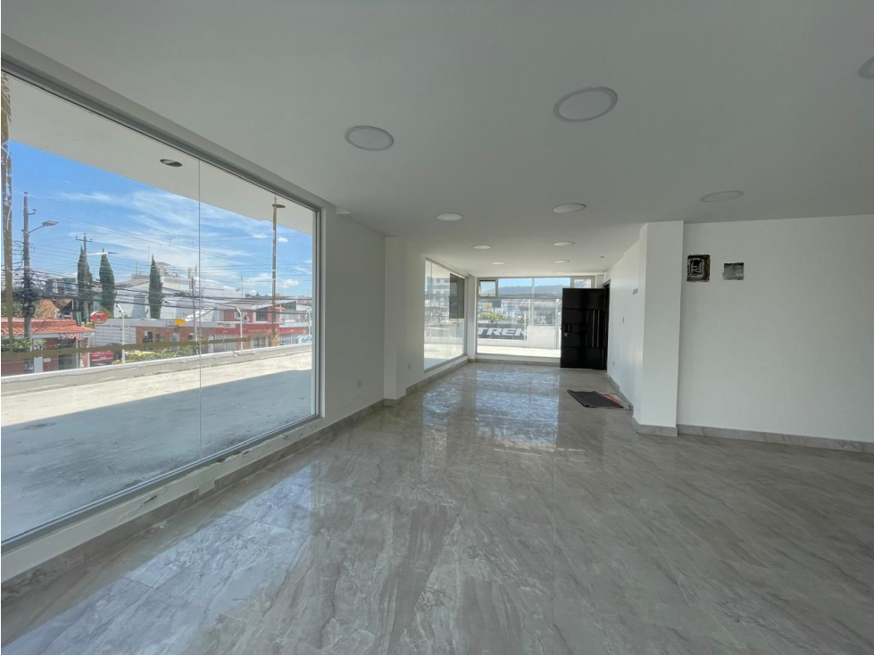 LOCAL DE ARRIENDO EN SEGUNDO PISO -TOMAS DE BERLANGA - JIPIJAPA (SZ) - 4