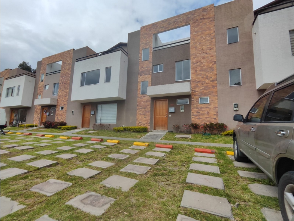 Casa Vip en Venta Valle de Los Chillos Ushimana AN - 3