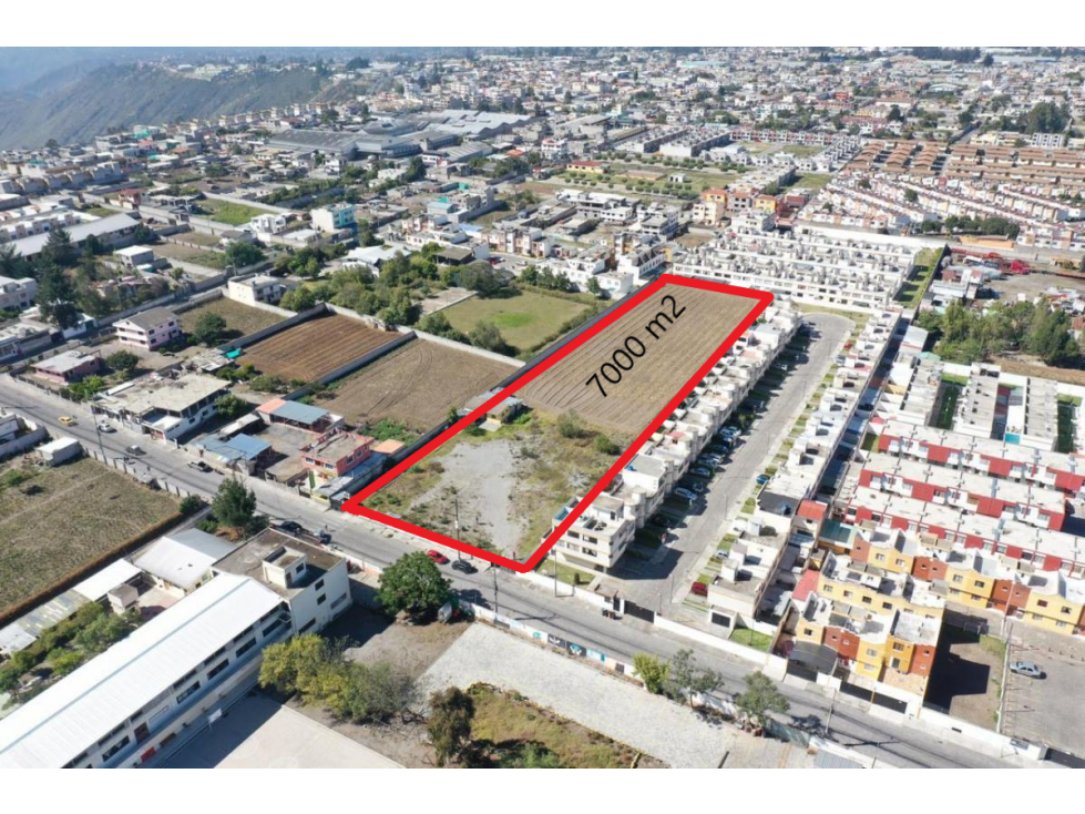 TERRENO EN VENTA 6952 M2 EN LA MEJOR ZONA DE CALDERÓN (SZ) - 1