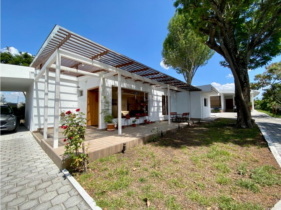 CASA DE 1 PLANTA EN VENTA EN TUMBACO (CB)