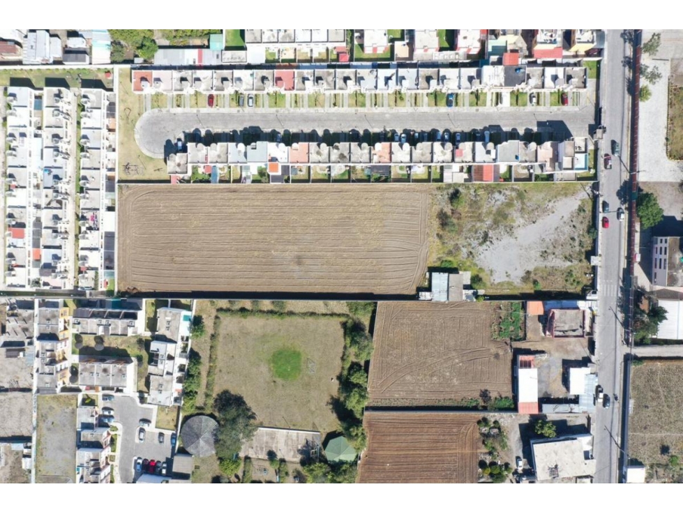 TERRENO EN VENTA 6952 M2 EN LA MEJOR ZONA DE CALDERÓN (SZ) — foto 2