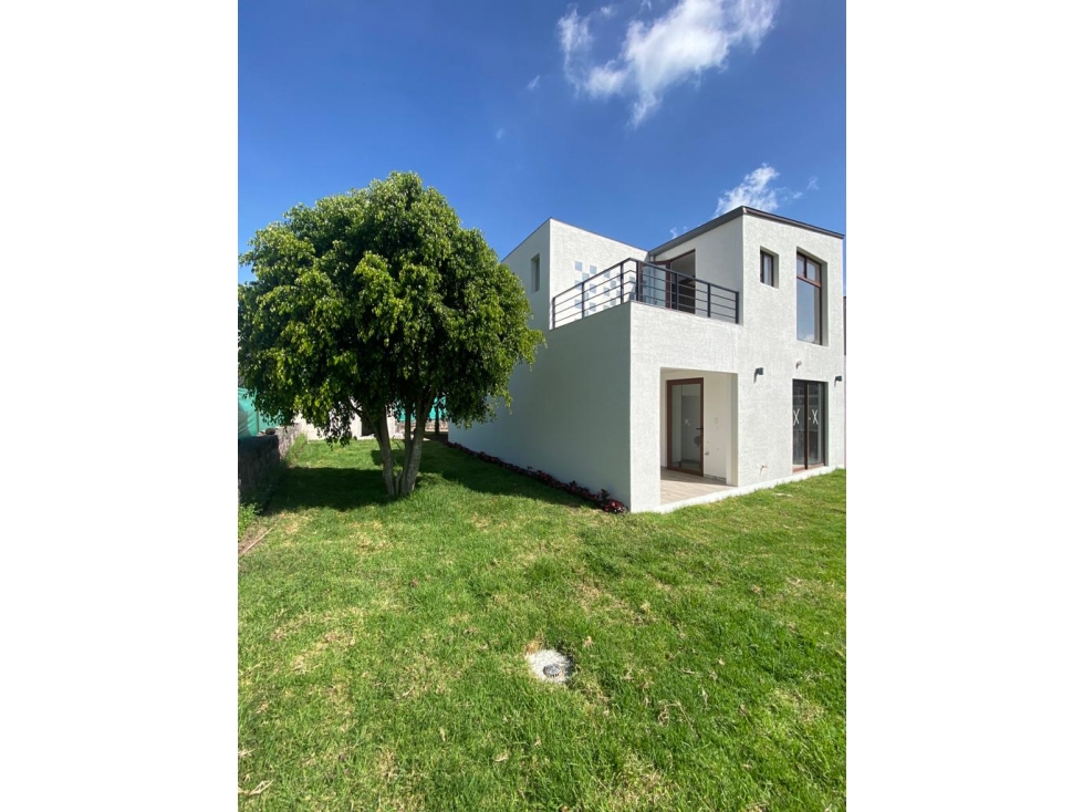 CASA 4 HABITACIONES EN VENTA EN EL VALLE A PASOS DE LA ESPE — foto 2