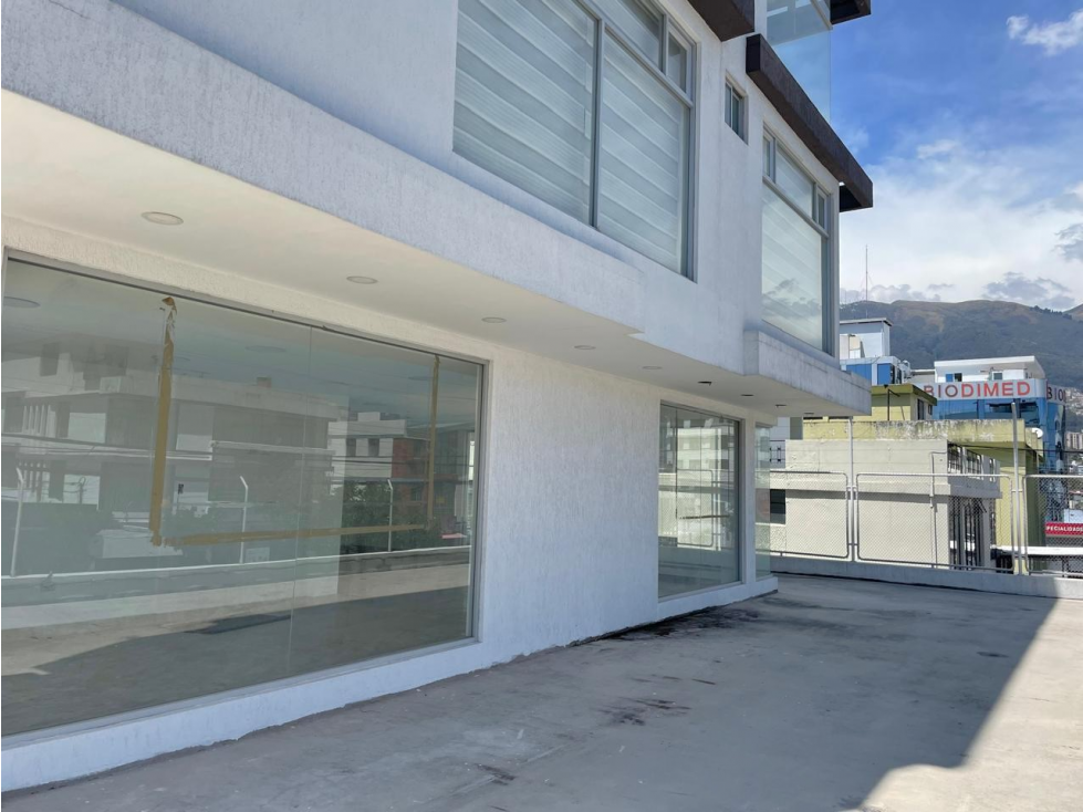 LOCAL DE ARRIENDO EN SEGUNDO PISO -TOMAS DE BERLANGA - JIPIJAPA (SZ) - 3