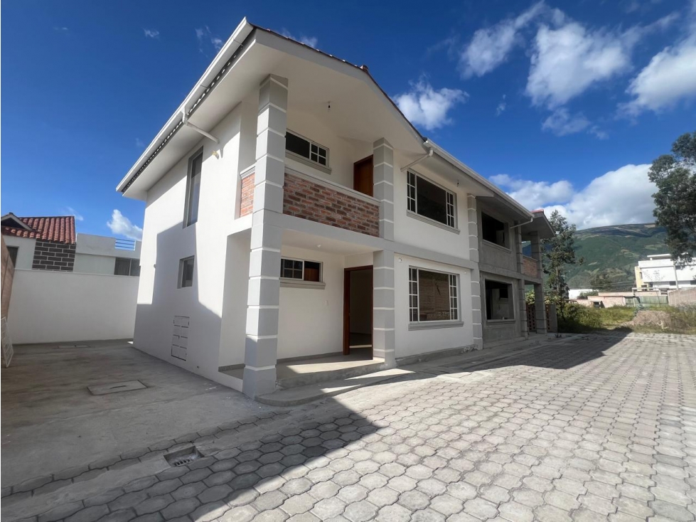 Casa nueva de Venta en Ibarra db - 1