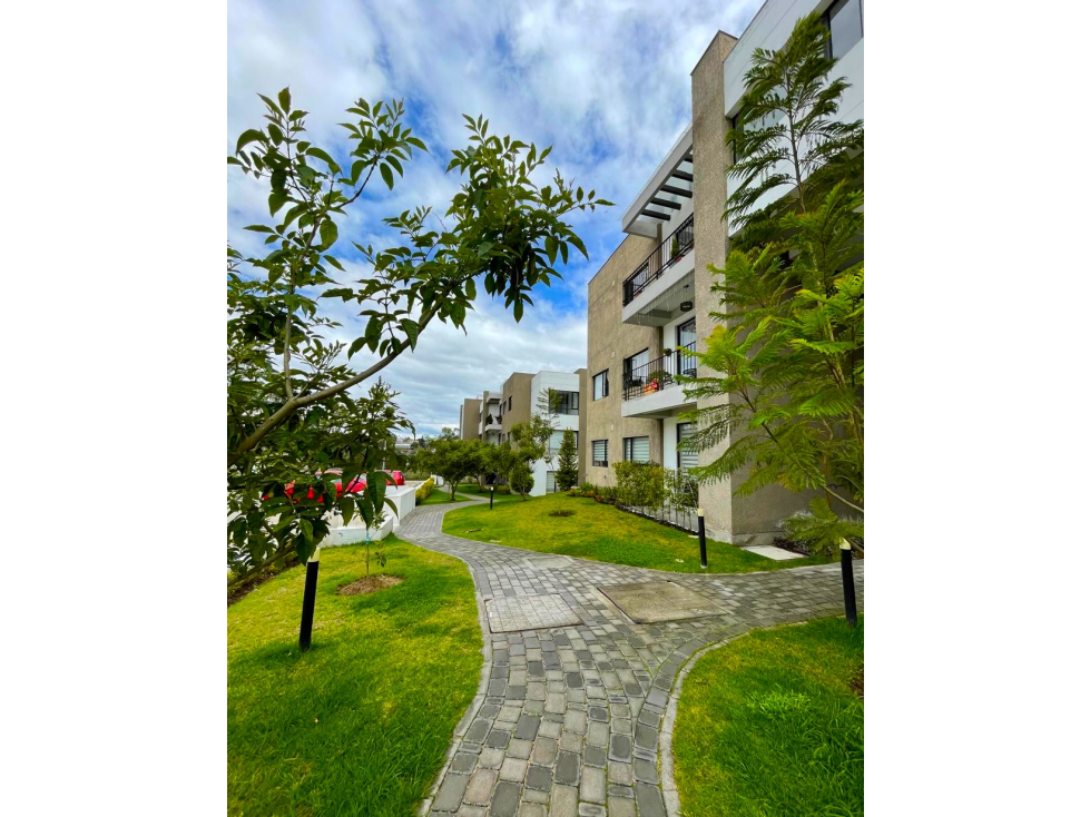 DEPARTAMENTO EN VENTA 3 HABITACIONES - TERRAZA - LLANO CHICO (SZ)