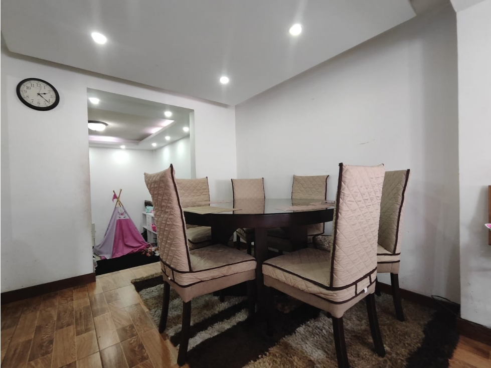 CASA EN VENTA 2 HAB + SALA DE ESTAR 23 DE JUNIO (CONDADO) AN - 5