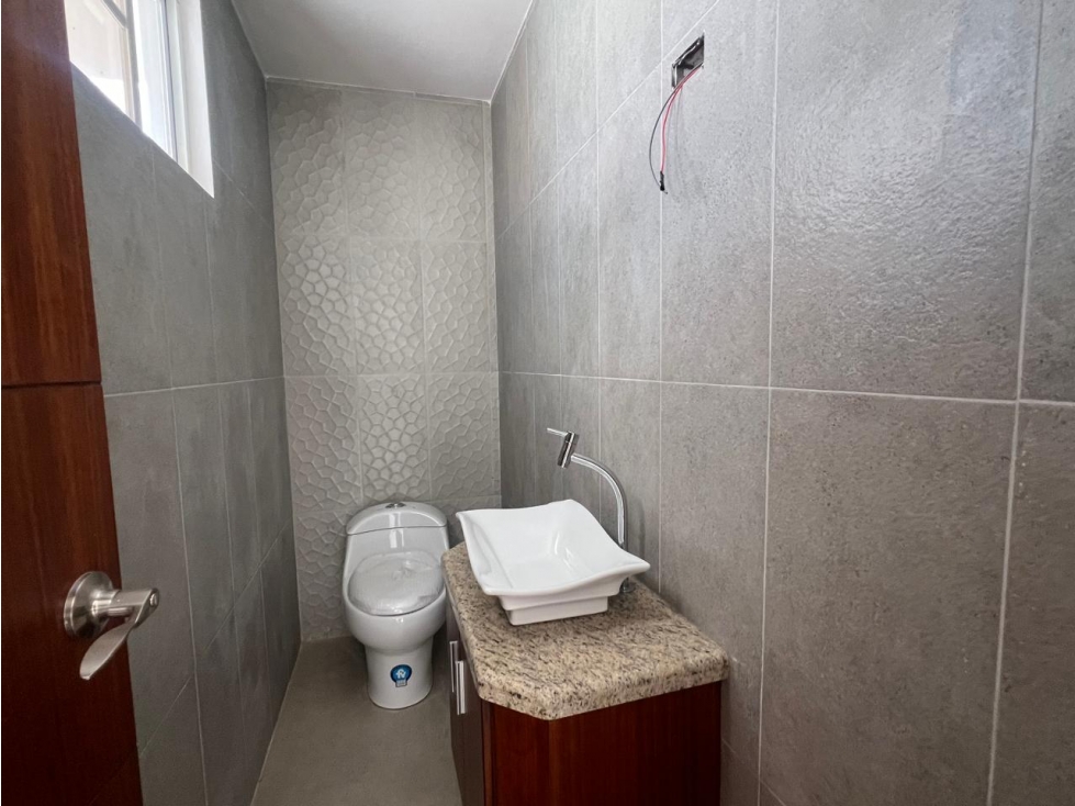 Casa nueva de Venta en Ibarra db - 4