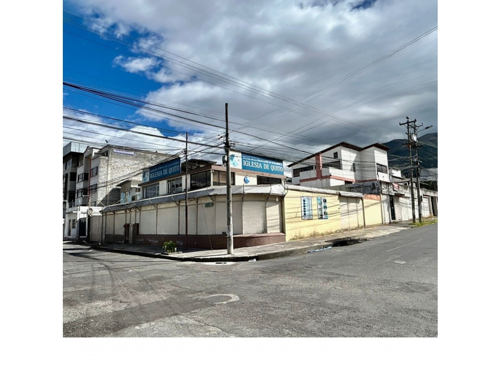 VENDO DE OPORTUNIDAD CASA COMERCIAL ESQUINERA PARQUE BICENTENARIO