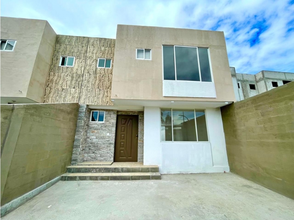 CASA NUEVA EN VENTA CRÉDITO VIP - BELLA AURORA - LLANO CHICO (SZ)