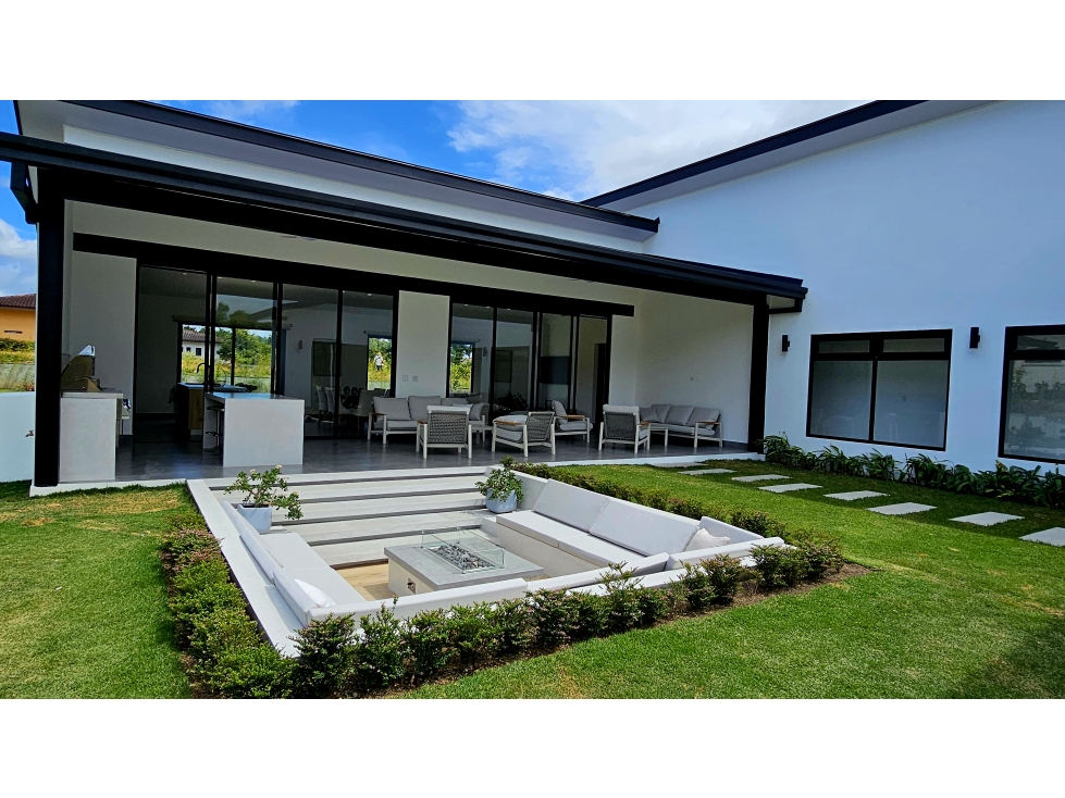 REFUGIO MODERNO EN COUNTRY CLUB | ALTO BOQUETE | RENTAS CORTAS - 2