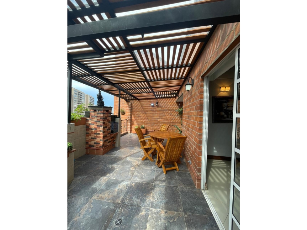 SE VENDE PENTHOUSE EN ENVIGADO SECTOR LAS ORQUÍDEAS