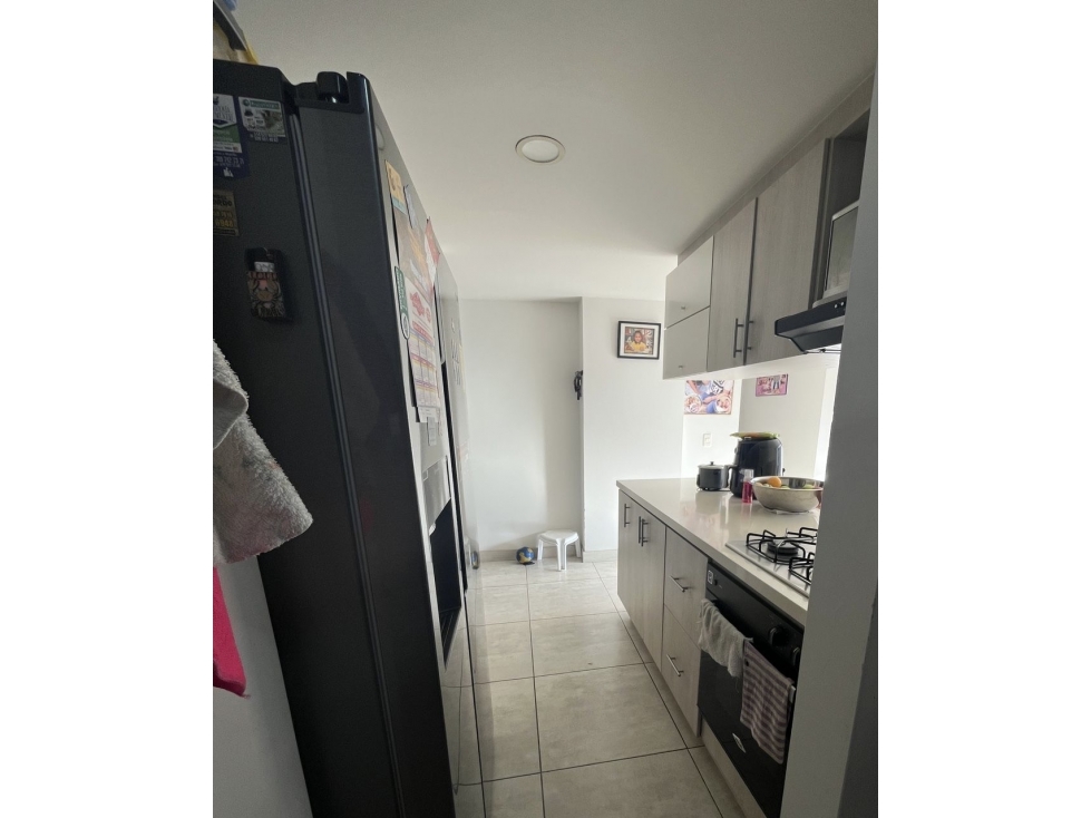 SE VENDE AMPLIO APARTAMENTO EN ENVIGADO BARRIO CAMINO VERDE EL CHINGUI — foto 4