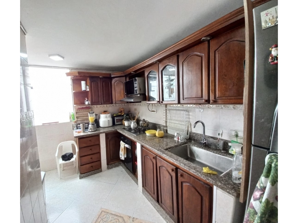 SE VENDE CASA BIFAMILIAR EN BELLO BARRIO CABAÑAS LA FLORIDA — foto 4