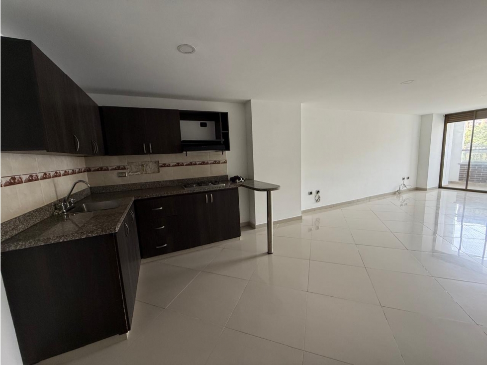 SE VENDE APARTAMENTO EN ENVIGADO BARRIO LA PAZ — foto 2