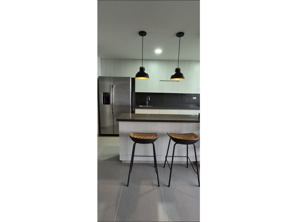 SE VENDE AMPLIO APARTAMENTO EN ITAGUI SURAMERICA — foto 4