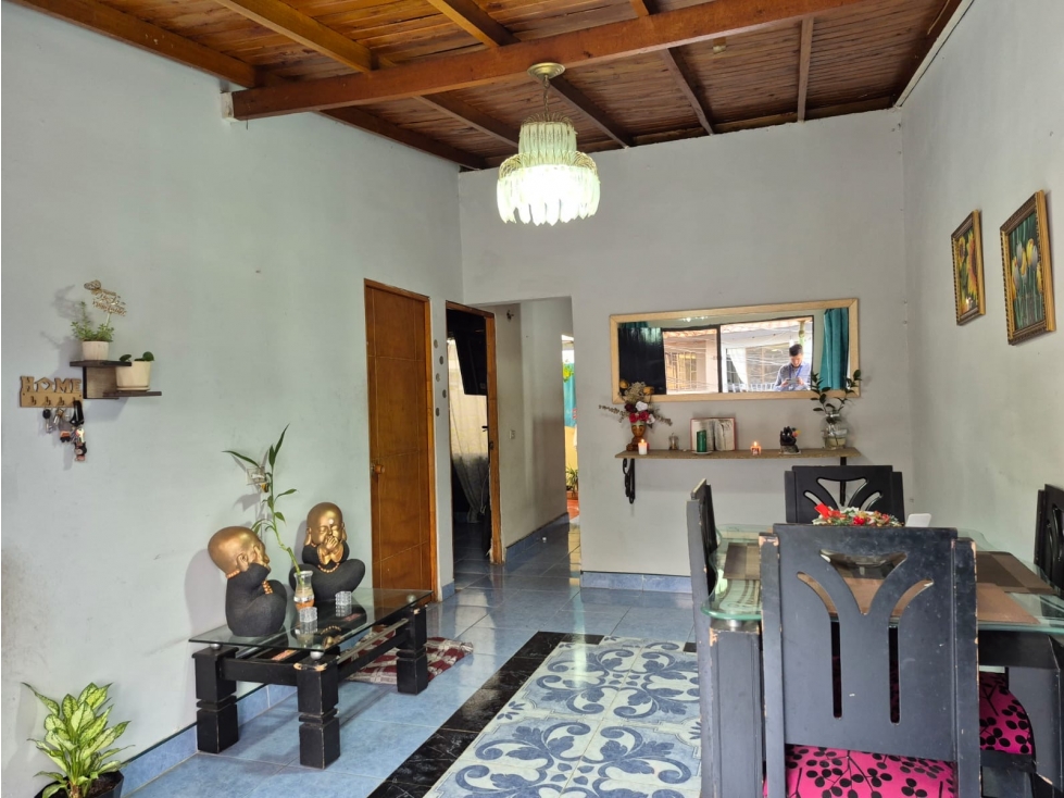 SE VENDE CASA EN BELLO SECTOR VILLAS DEL SOL POR LA IGLESIA GORETTI — foto 4