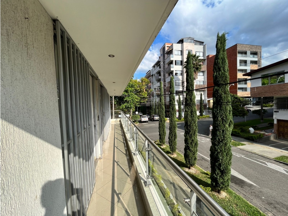 SE VENDE AMPLIO APARTAMENTO EN BELÉN EL NOGAL LOS ALMENDROS — foto 2