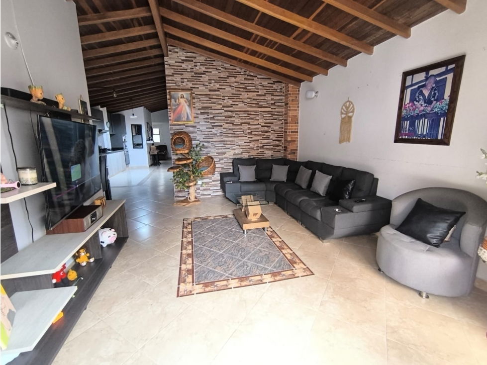 SE VENDE APARTAMENTO DÚPLEX EN BELLO SECTOR CABAÑAS — foto 2