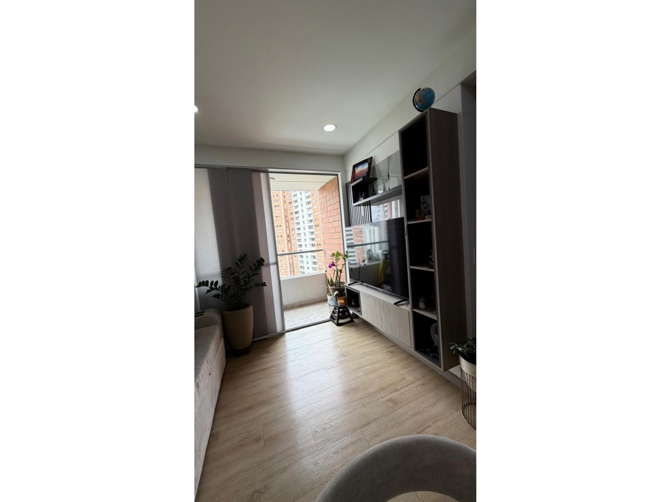 SE VENDE APARTAMENTO EN SABANETA BARRIO TRES ESQUINAS - SAN REMO — foto 3