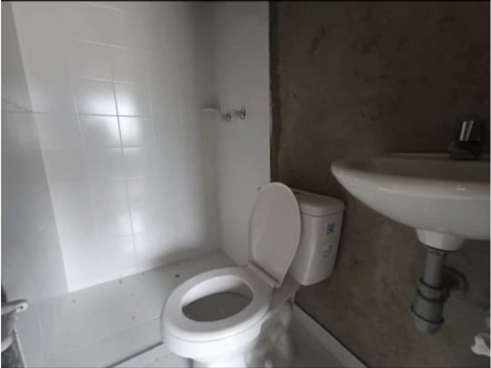 SE VENDE APARTAMENTO EN OBRA GRIS EN BELLO BARRIO EL TRAPICHE — foto 3