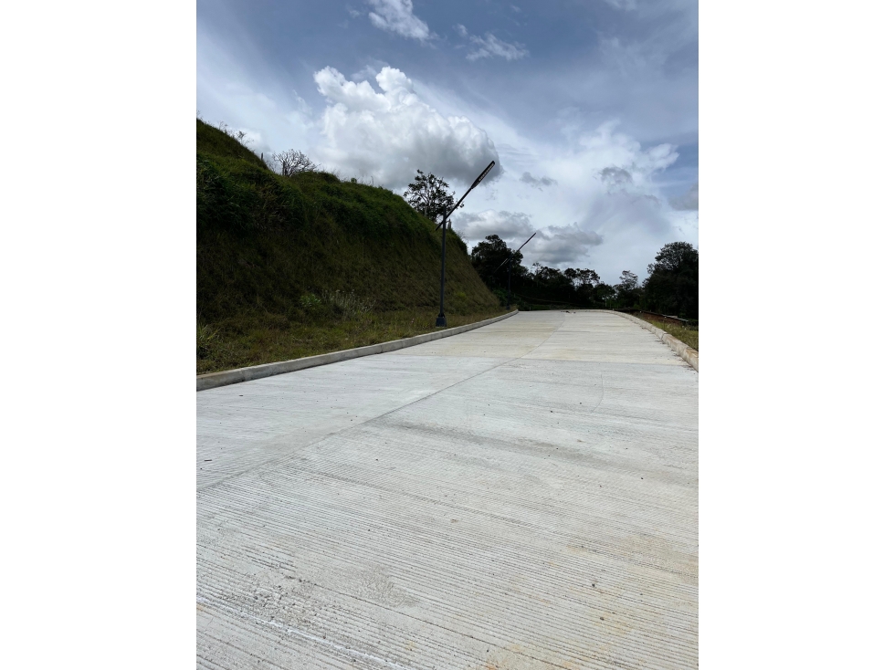 SE VENDE LOTE EN RIONEGRO A 5 MINUTOS AUTOPISTA MED-BOG — foto 4