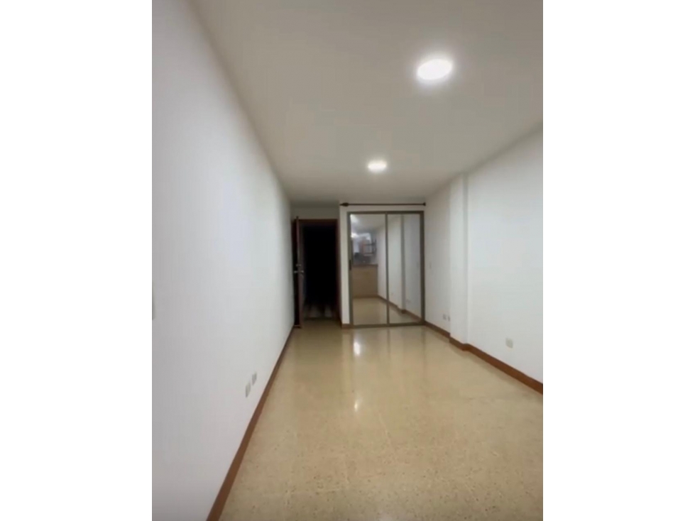 SE VENDE APARTAMENTO EN SABANETA MUY CERCA A MAYORCA — foto 3