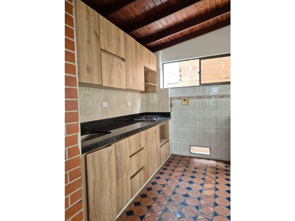 SE VENDE CASA EN NIQUIA PARTE BAJA, SECTOR BIENESTAR FAMILIAR — foto 3